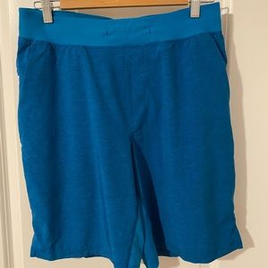 Lululemon T.H.E. Short 9” Linerless size M